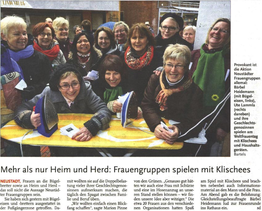 Mehr als nur Heim und Herd: Frauengruppen spielen mit Klischees (Bild und Text)